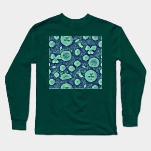 Scattered Clover 4 (MD23Pat004b) Long Sleeve T-Shirt